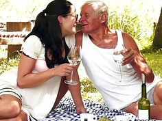 Teen cuties kinky picnic with a grandpa